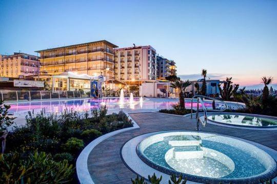 Hotel Colibri Κατόλικα Εξωτερικό φωτογραφία